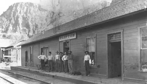 Old Clifton Train Station