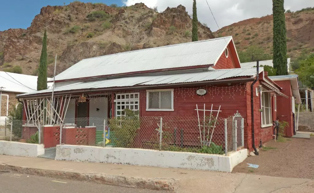 Hooker House